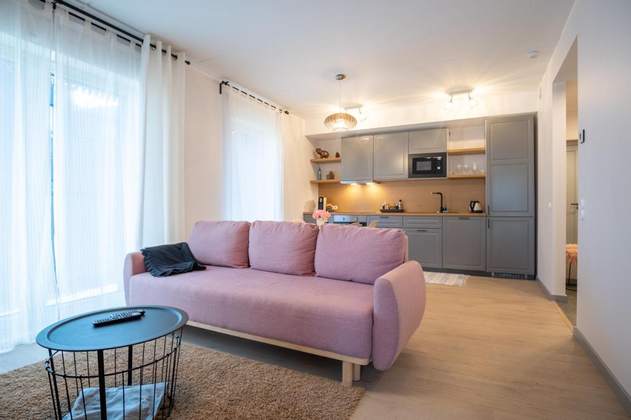 Dream Stay - Brand New Apartment With Balcony & Free Parking Таллин Экстерьер фото