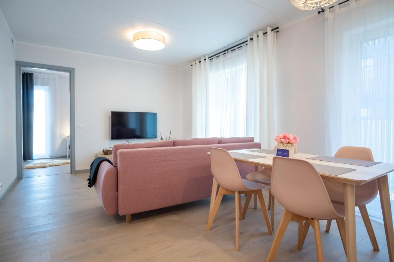 Dream Stay - Brand New Apartment With Balcony & Free Parking Таллин Экстерьер фото